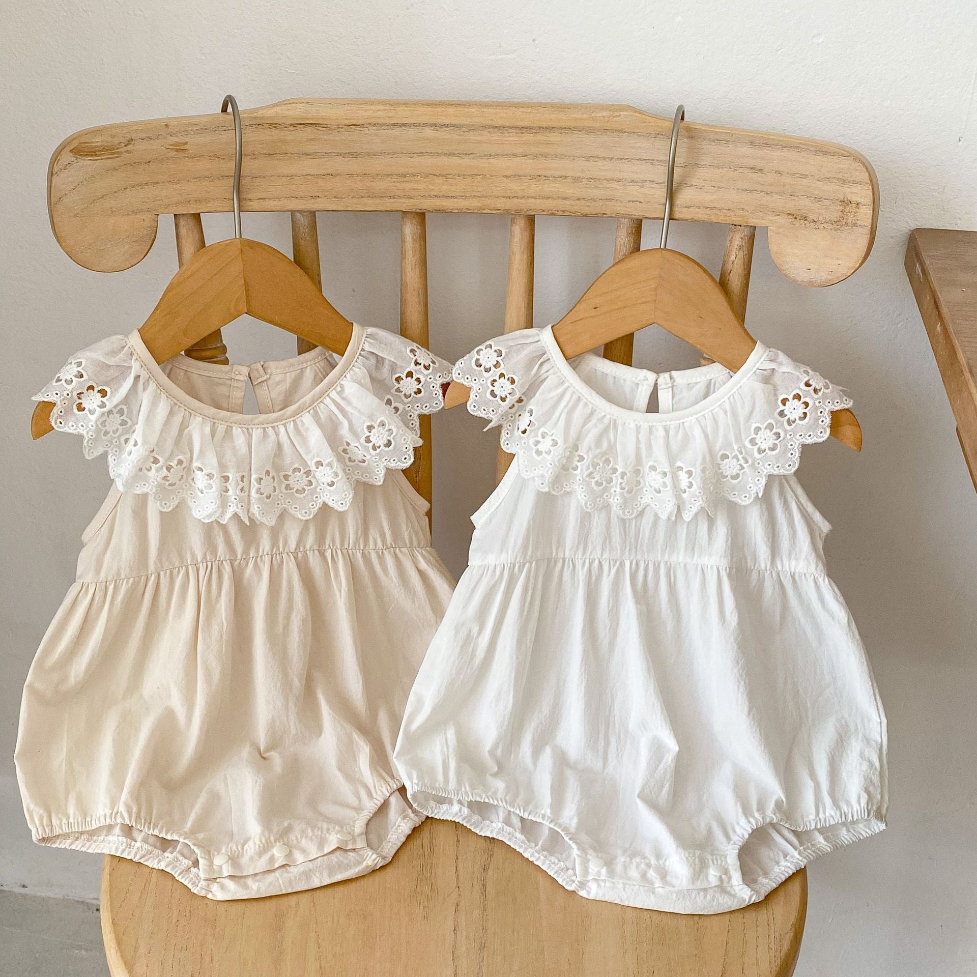 Baby Solid Color Mesh Doll Neck Sleeveless Onesies